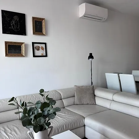 Apartment Near The Old Bridge Bratislava